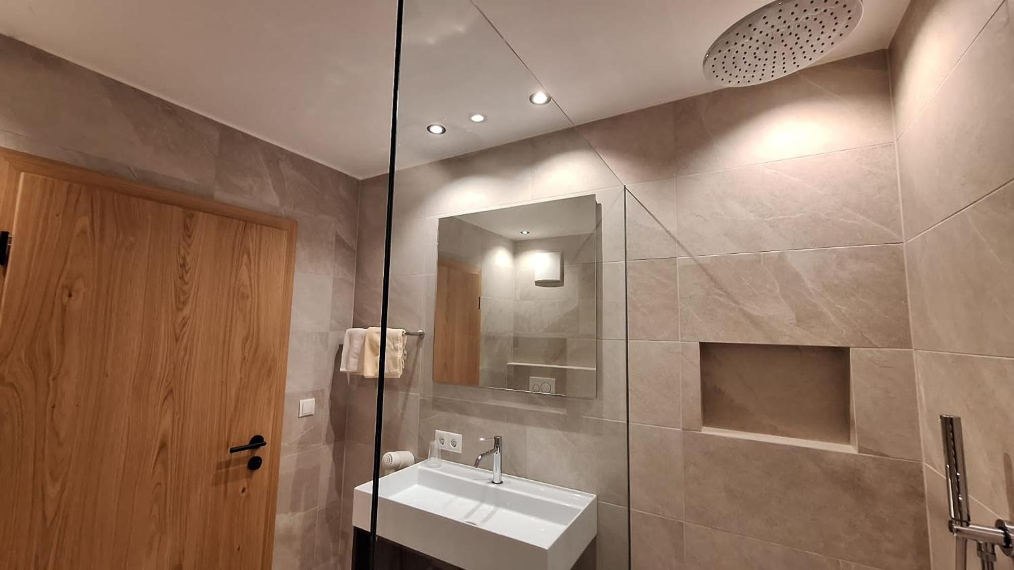Alpenspitz Appartements - Garni - B&B Racines Extérieur photo